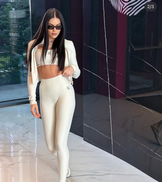 Area11 Ivory Sculp Set